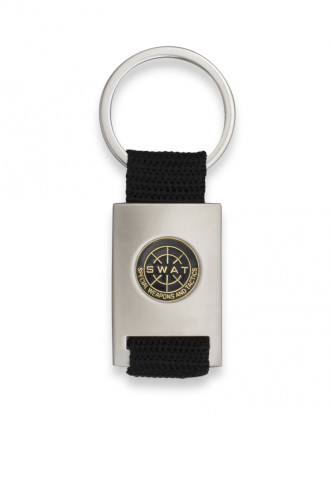 Porte-clés en forme de rectangle chromé avec ruban noir