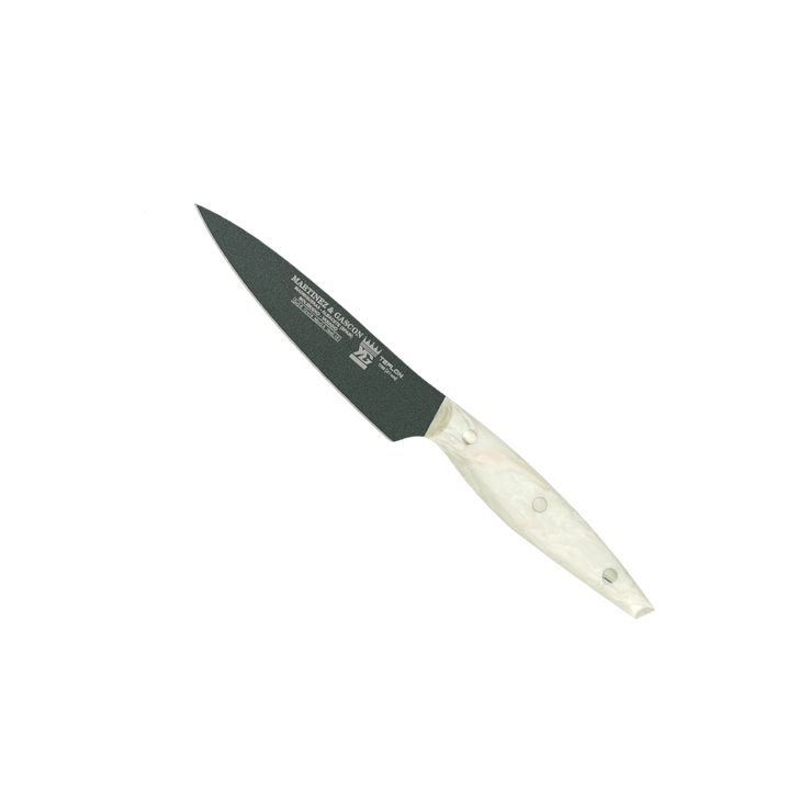 Cuchillo cocinero con hoja teflonada de 11 cm y mango de plástico...