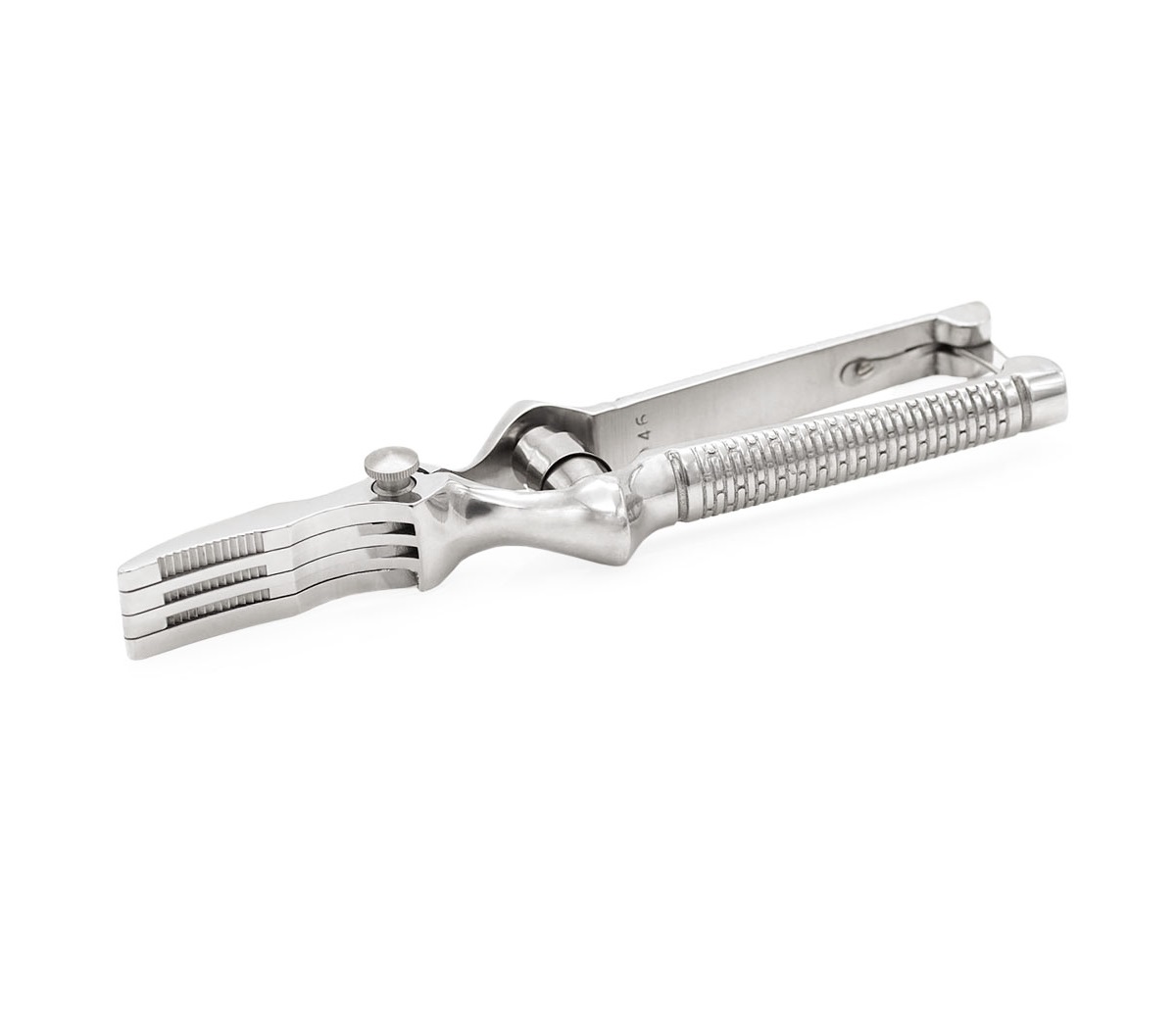 Masticador recto de cromo pulido de 7" 3 Claveles