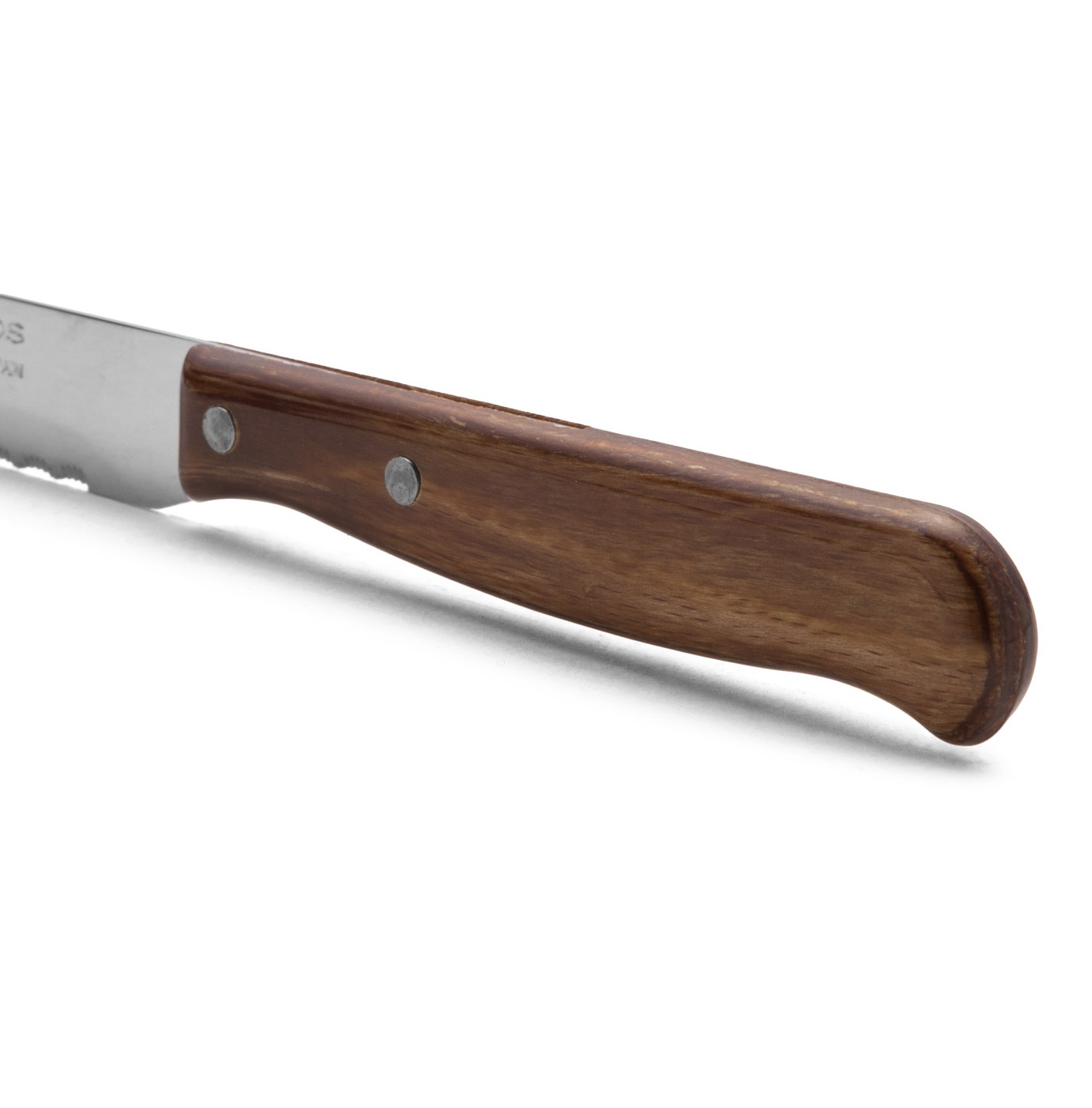 12 Arcos Latin series steak knives with wooden handles and 105 mm blades