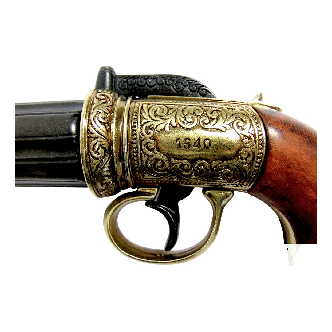 Réplique d'un revolver à poivre à 6 canons