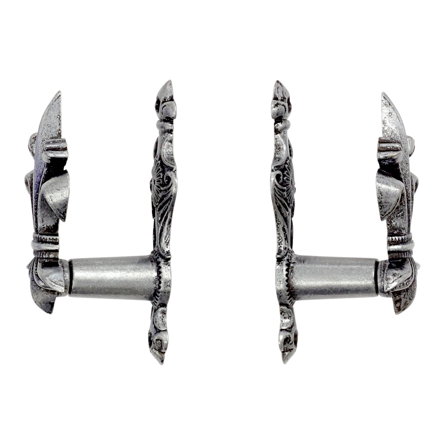 Cintre en forme de fleur de lys argenté, 2 pièces