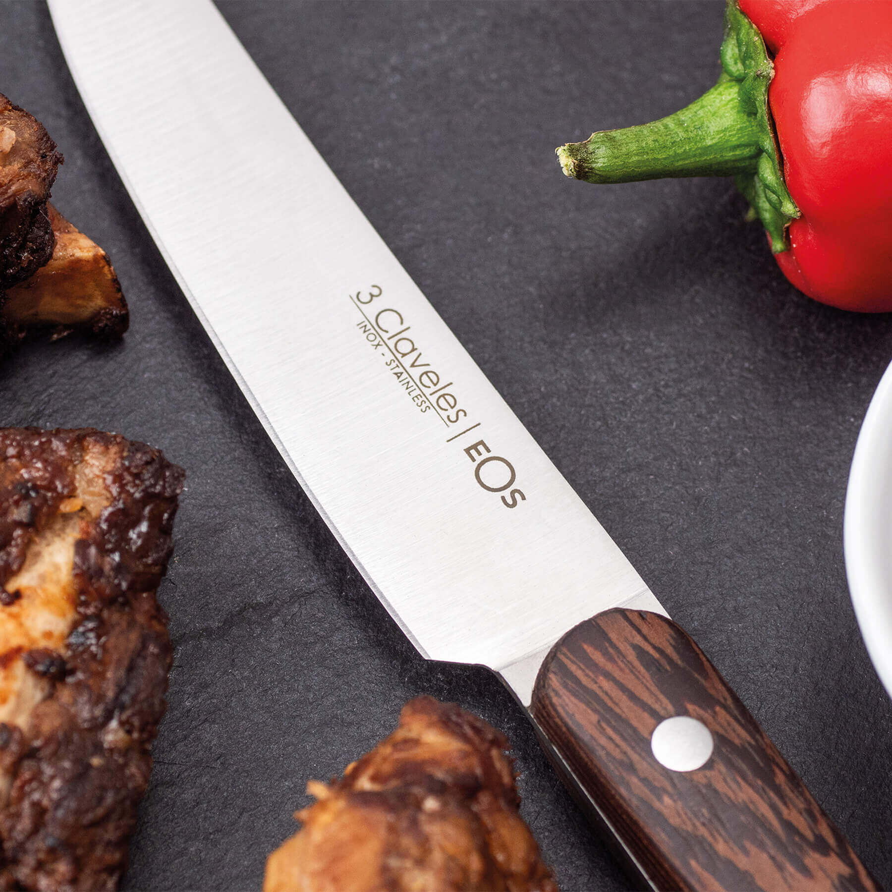Coffret de 4 couteaux à steak EOS 3 Claveles avec manche en bois wengé