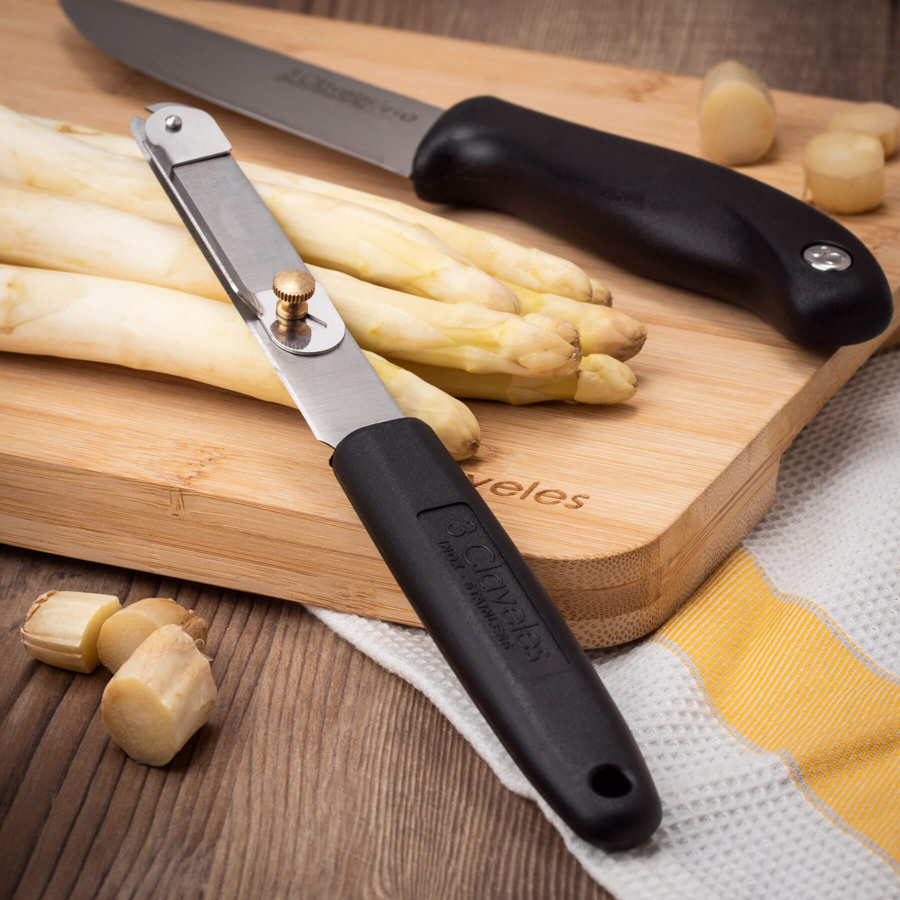 Éplucheur à asperges avec manche en polypropylène noir 21,5 cm 3 Claveles