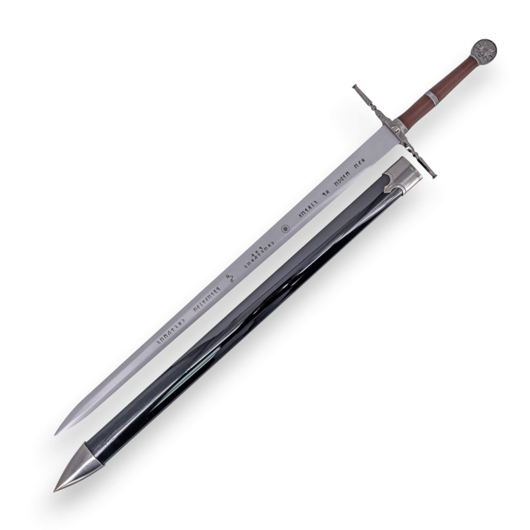 Espada de aço de Geralt de Rivia, do jogo The Witcher, com lâmina...