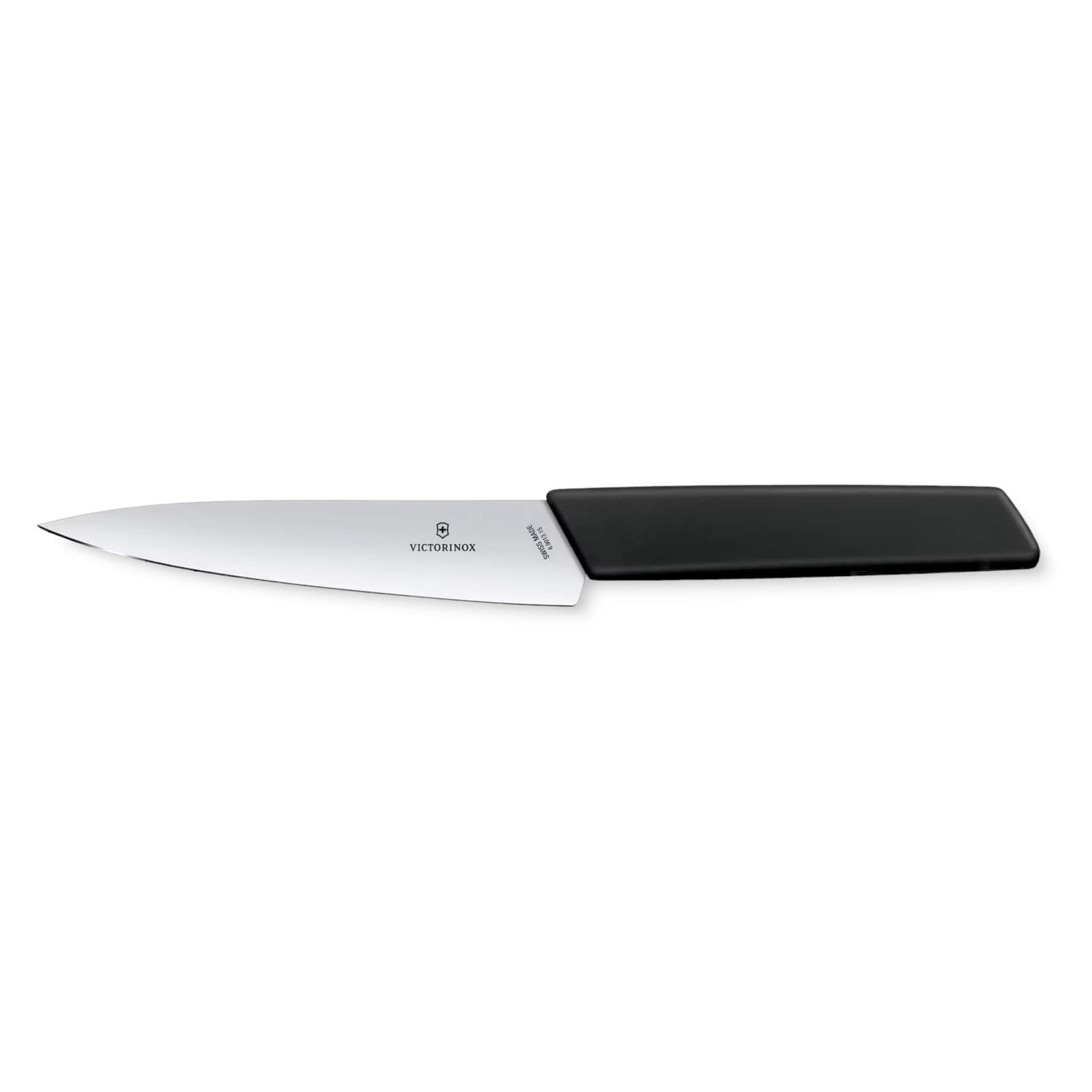 Cuchillo para chef Victorinox Swiss Modern con hoja de 15 cm de filo liso y mango negro