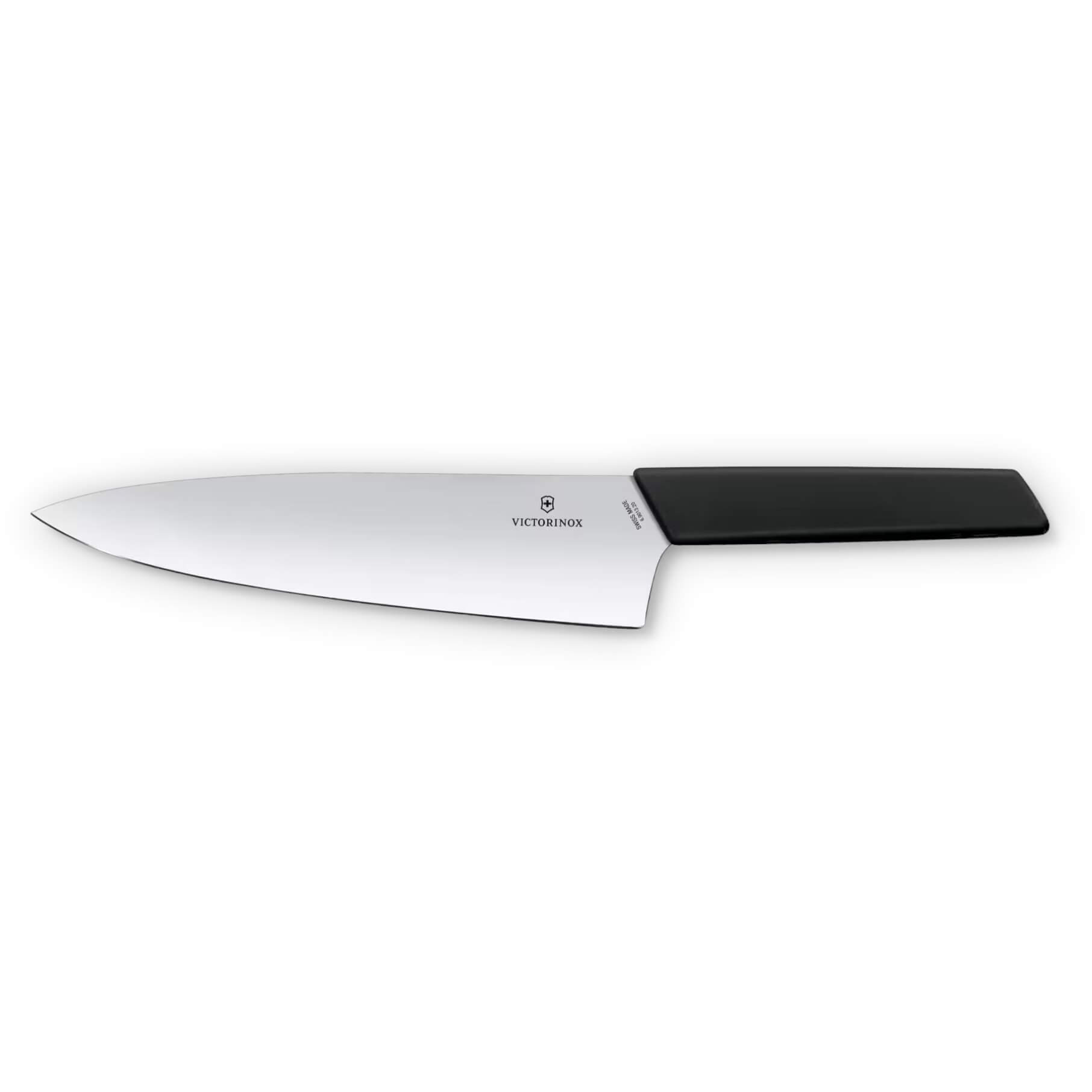 Cuchillo para chef Victorinox Swiss Modern con hoja ancha de 20 cm de filo liso y mango negro