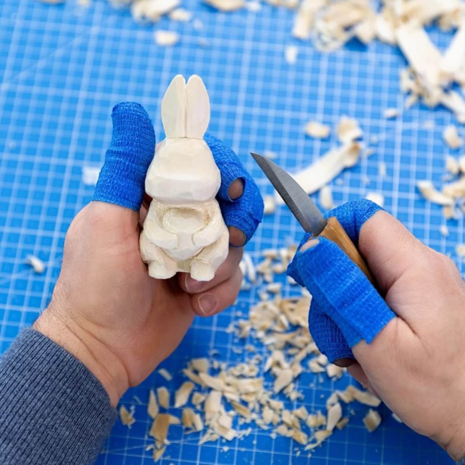 BeaverCraft Holzschnitz-Set „Hoppy Bunnies“