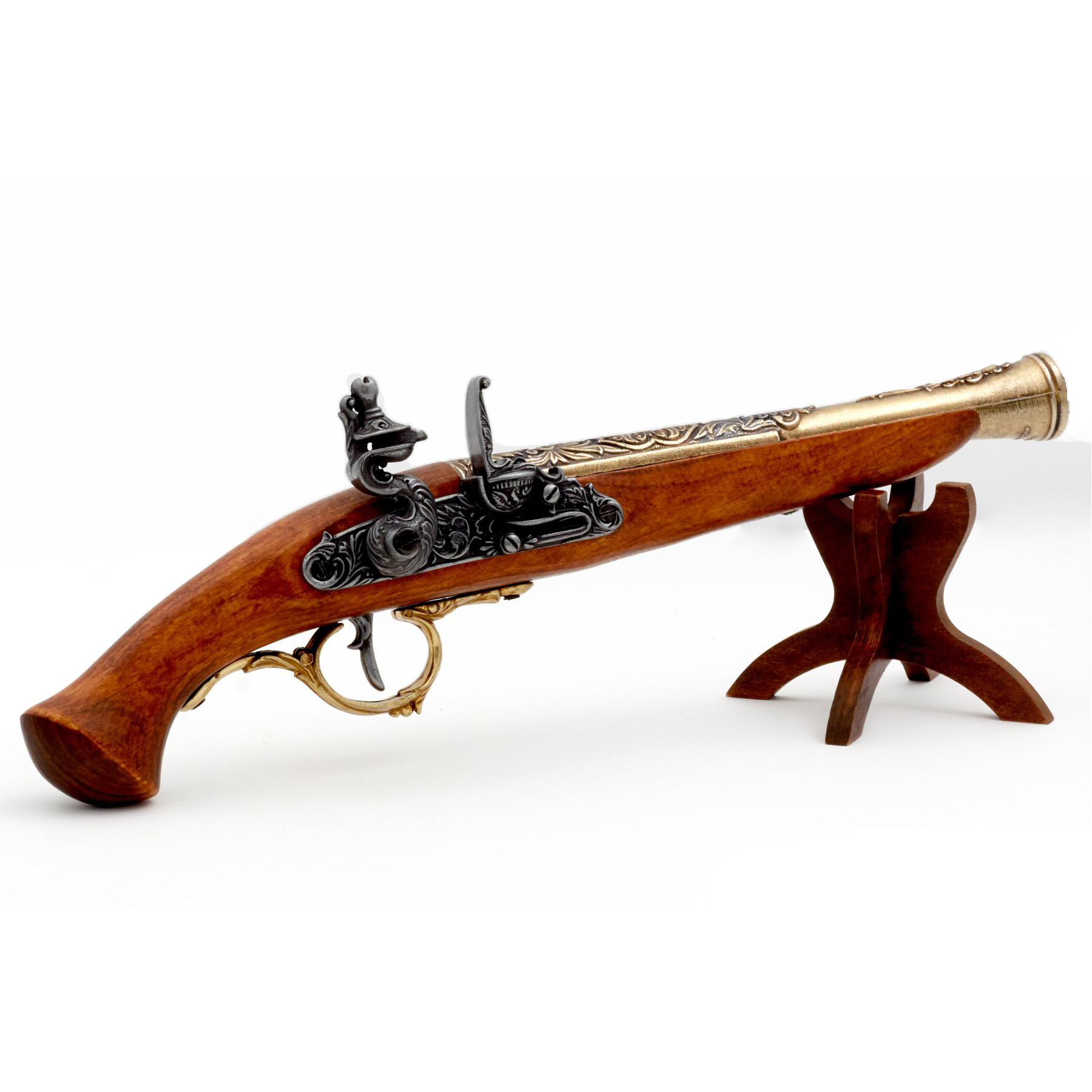 Flintlock pistol, wood and brass finish, Germany, 18th century