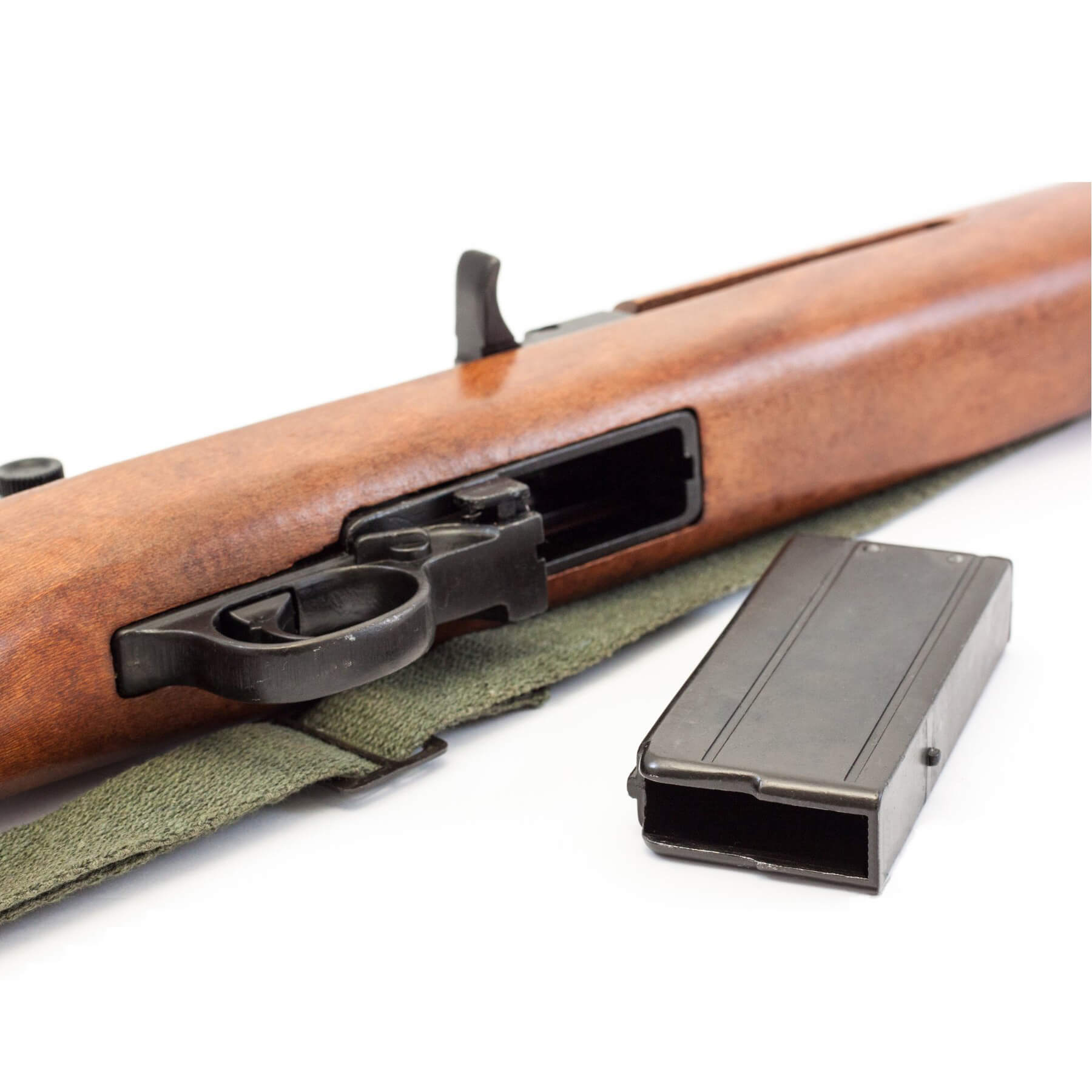 Réplica de uma carabina M1 calibre 30, EUA 1941, fabricada em madeira e metal