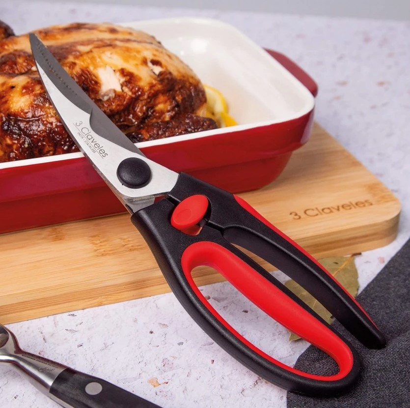 Tijera trincha aves con mango soft grip rojo 3 Claveles de 24 cm