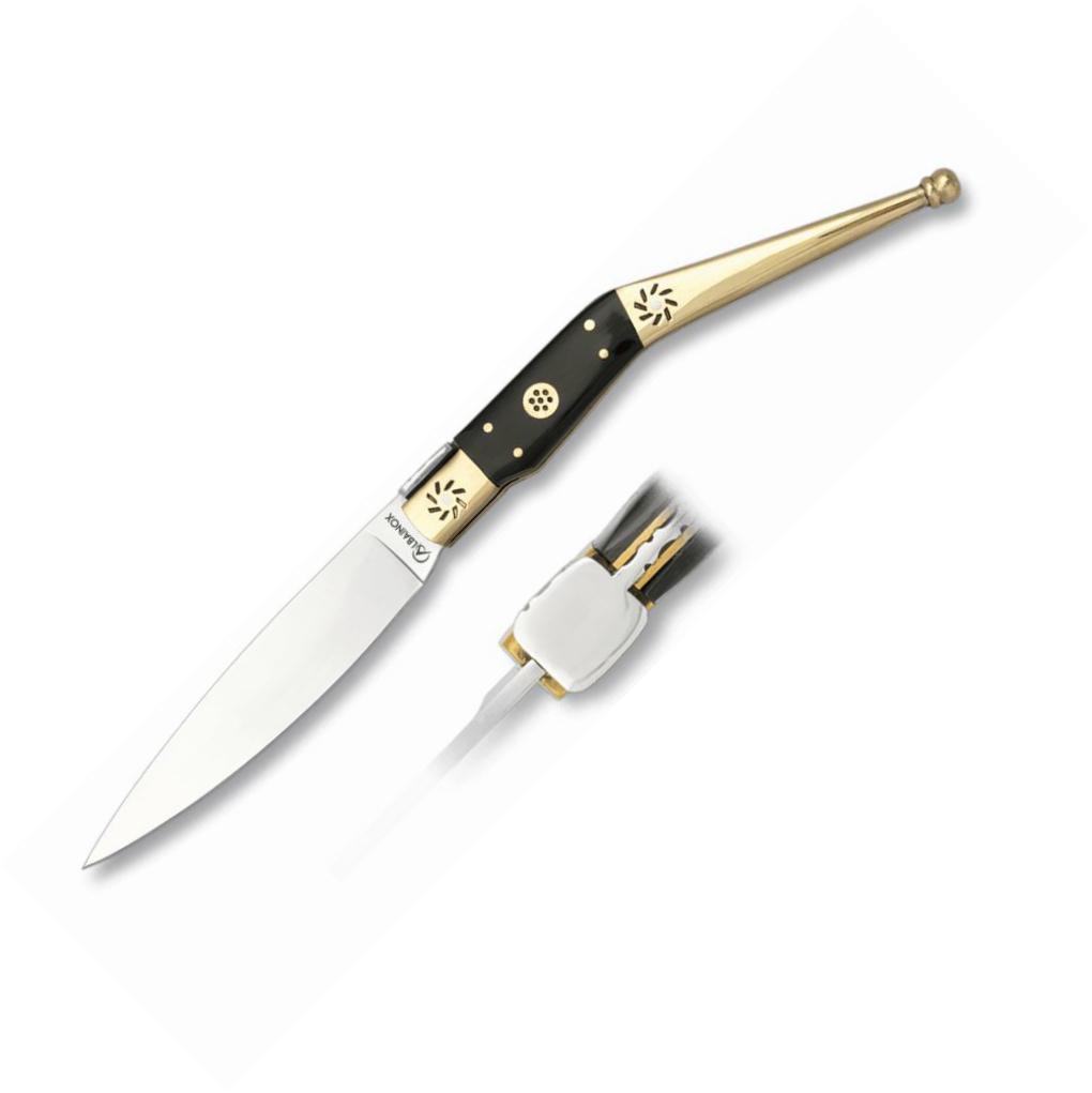 Catalan bull horn and nickel silver penknife, 8.2 cm blade