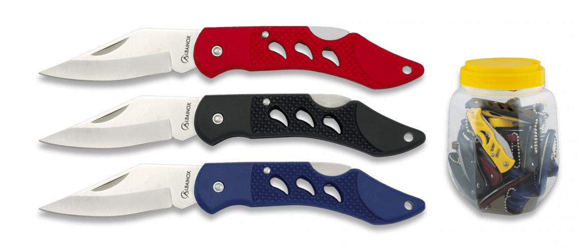 Bote con 24 navajas de Albainox con hoja de 6.8 cm