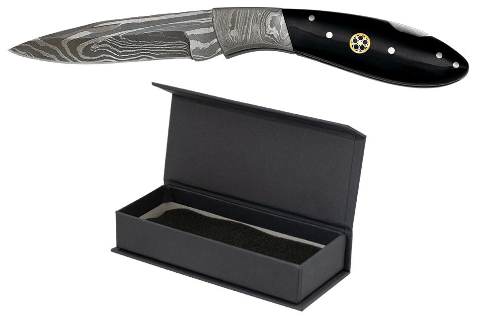 Navaja Albainox con mango de asta negra y hoja de acero Damasco d...