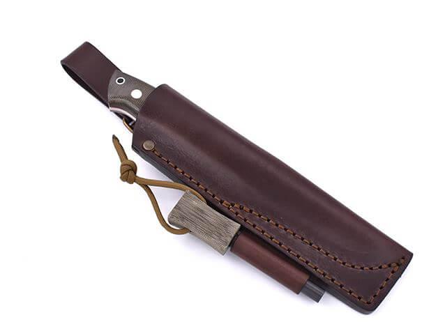 Cuchillo Brisa Trapper 115 scandi con mango de micarta verde con acero Elmax y funda bushcraft con pedernal
