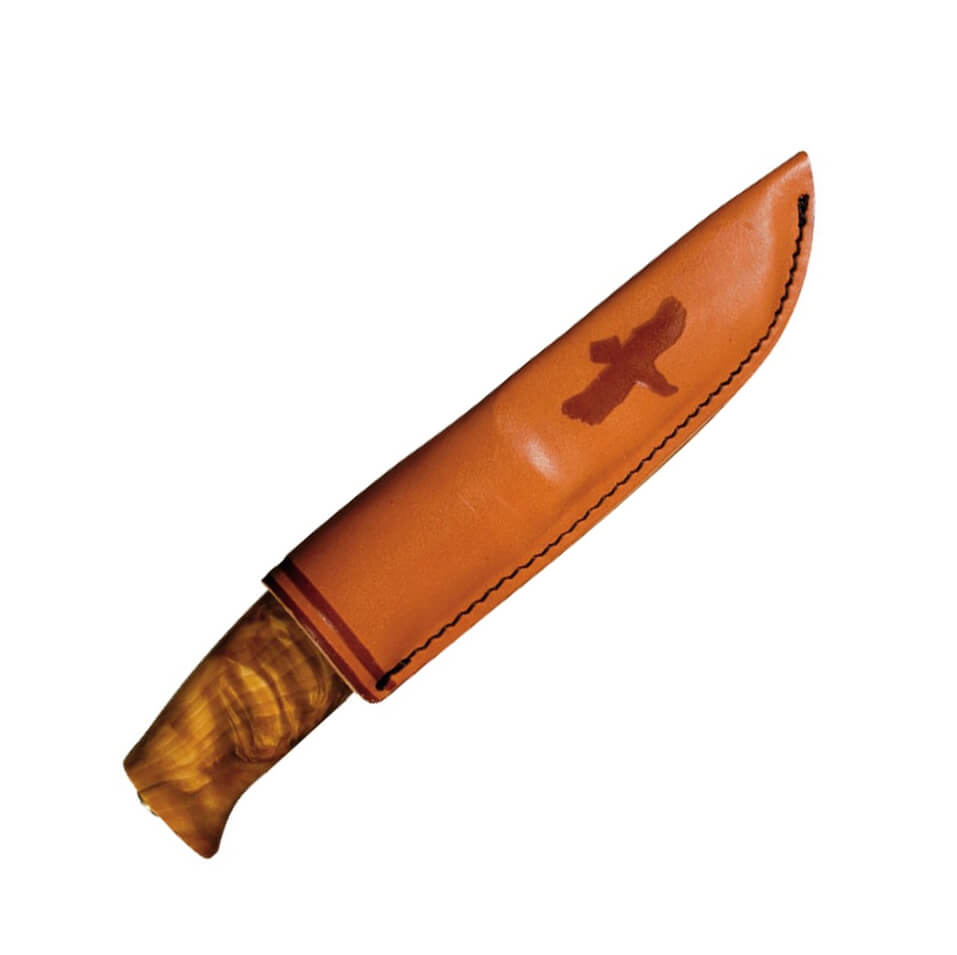 Faca bushcraft Helle Fjellkniven 4 com cabo de madeira de bétula e lâmina tripla de aço laminado