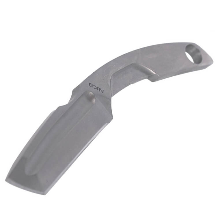 Cuchillo de cuello N.K.3 STONE WASHED de Extrema Ratio. Hoja de 7 cm y funda de kydex.