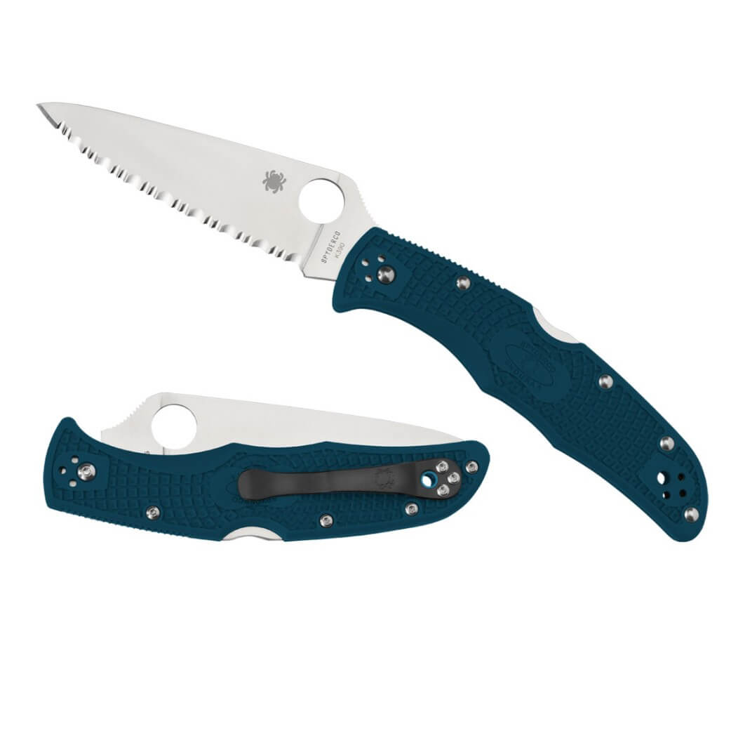 Navaja Spyderco Endura 4 con mango de FRN azul y hoja serrada de acero K390 C10FSK390