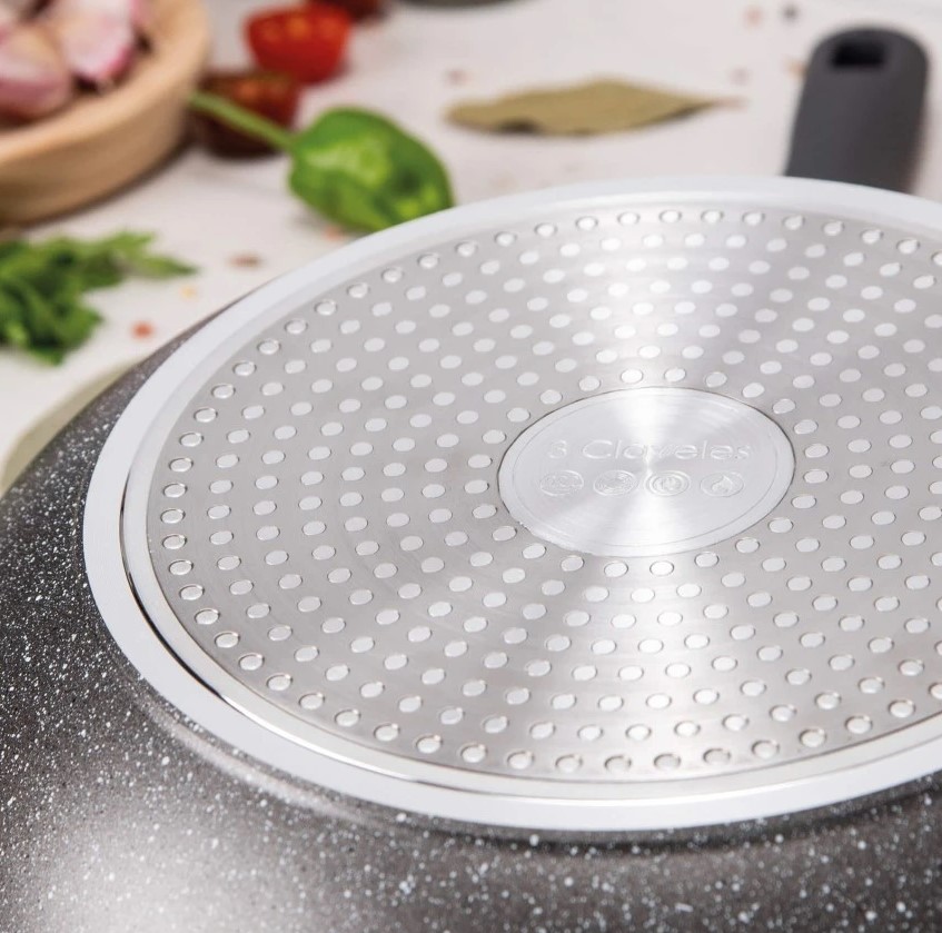 Non-stick wok 28 cm 3 Claveles Grey with soft touch handle