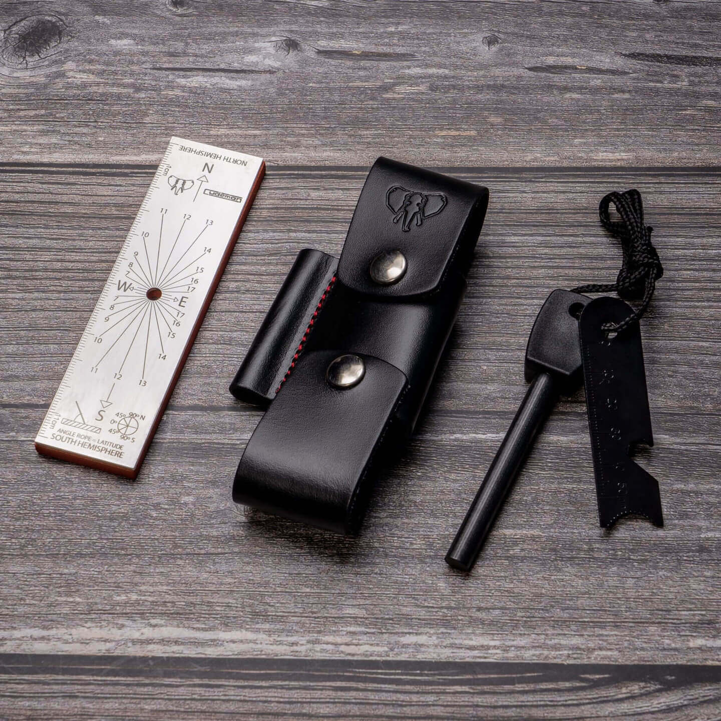 Acople de cuero negro y tela roja Cudeman con extras.