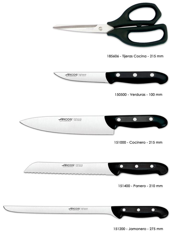 Taco de cocina Arcos Maitre con cuatro cuchillos y tijeras
