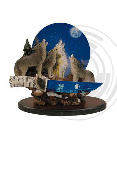 Cuchillo decorativo de resina con lobos de resina y luces led
