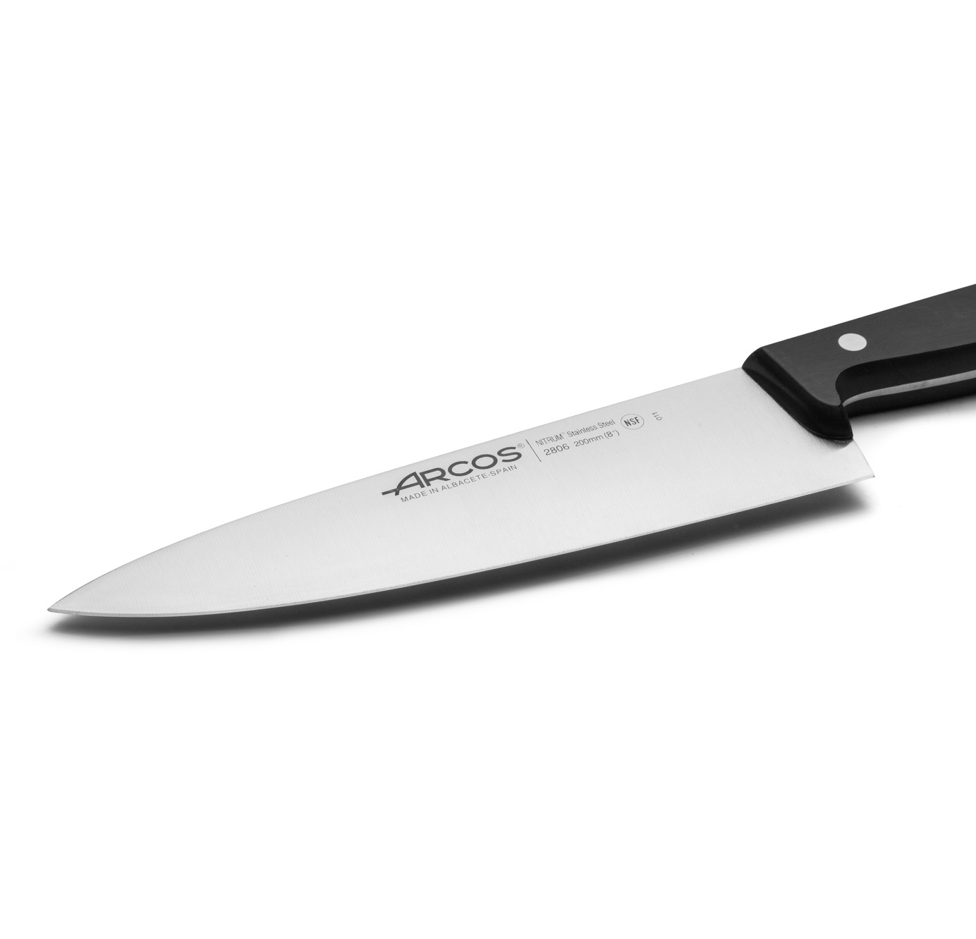 Cuchillo Cocinero Arcos Universal con hoja de 20 cm y mango de Polioximetileno