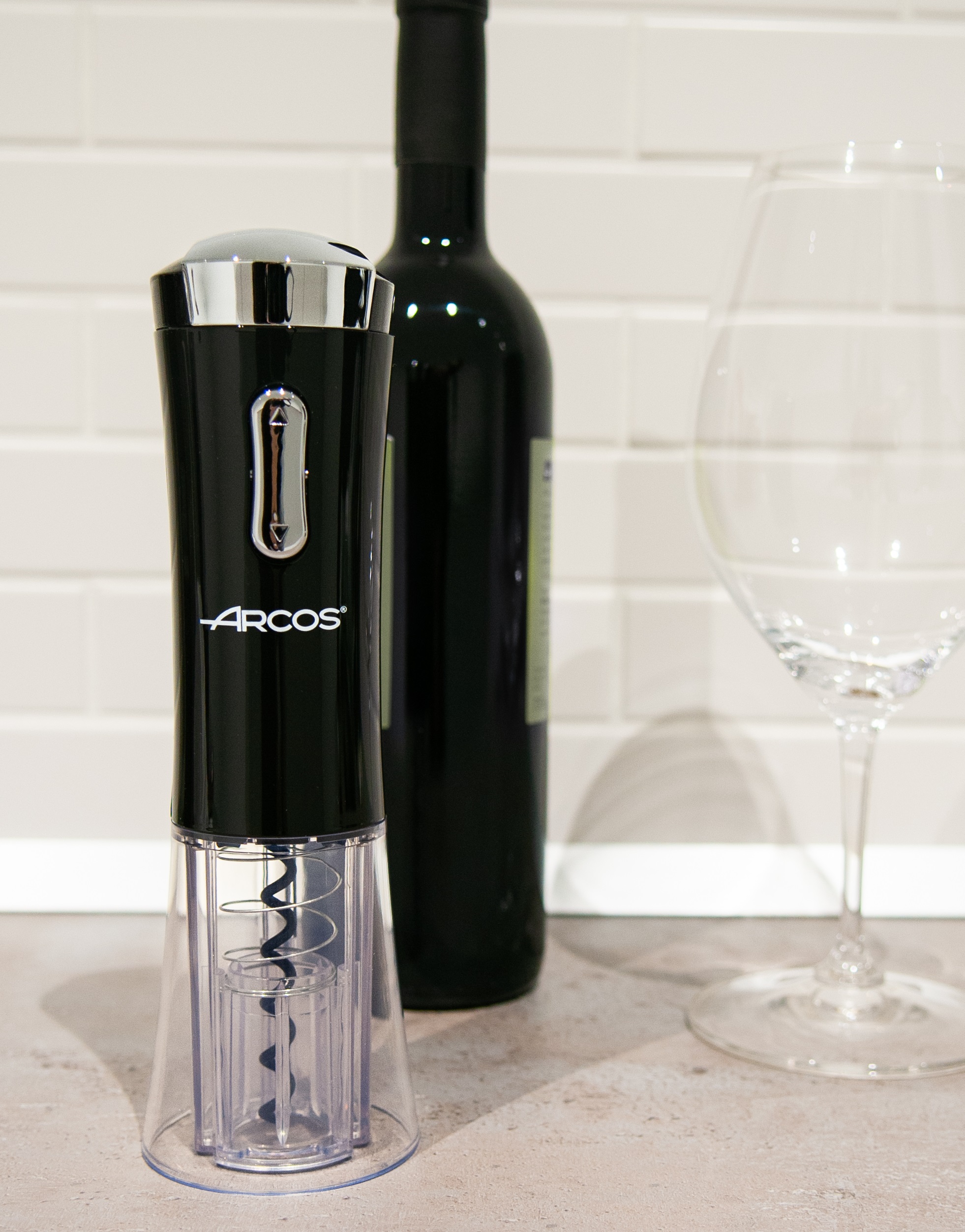 Arcos black electric corkscrew