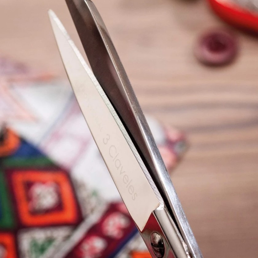 Ciseaux de couture multi-usages forgés à chaud 20 cm avec manche émaillé rouge 3 Claveles