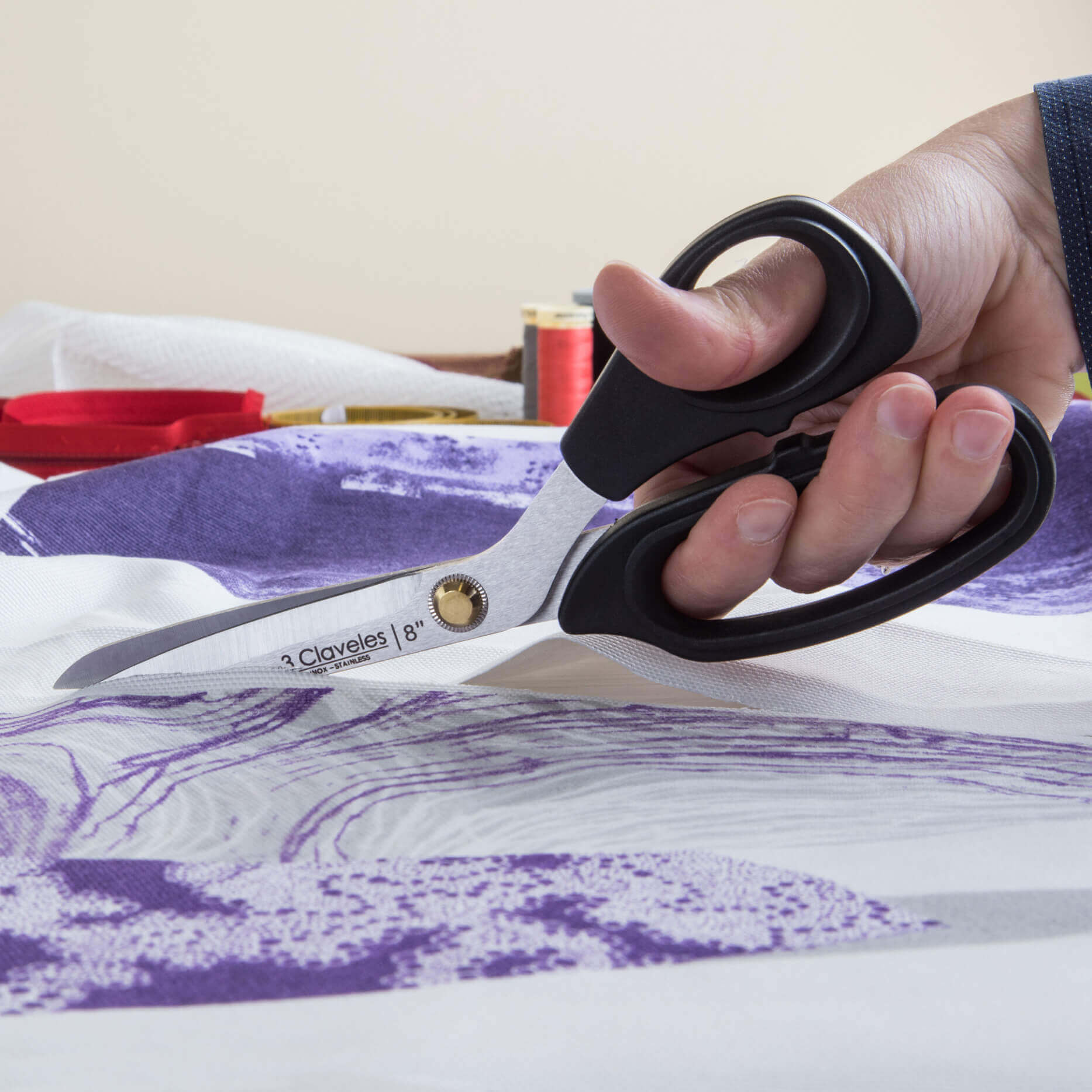 Mehrzweck-Nähschere 20 cm mit schwarzem TPR-Thermoplastgriff 3 Claveles