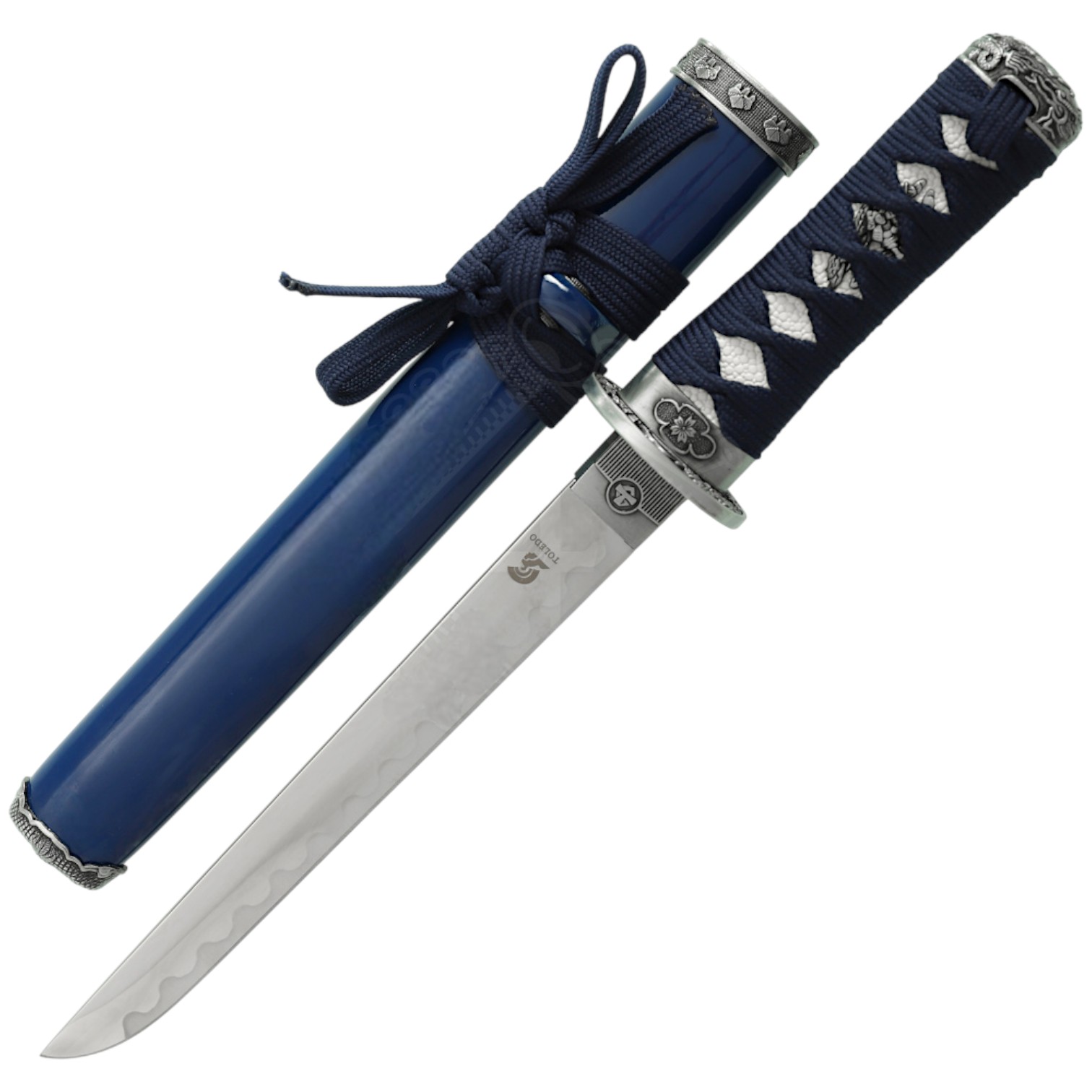 Tanto with blue scabbard and silver buckler