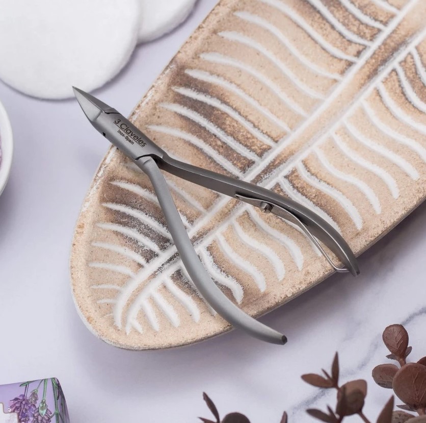 Zange für eingewachsene Zehennägel aus Edelstahl und Kobalt 3 Claveles 11,5 cm