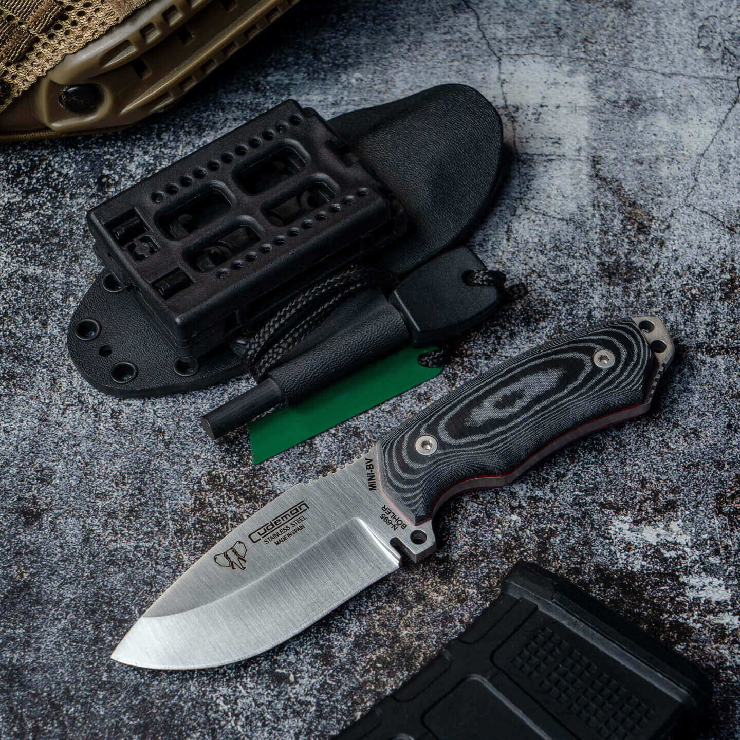 Cudeman Mini Green Beret Messer. Griff aus schwarzem Micarta. BÖHLER N-695 Stahl. Kydex-Scheide