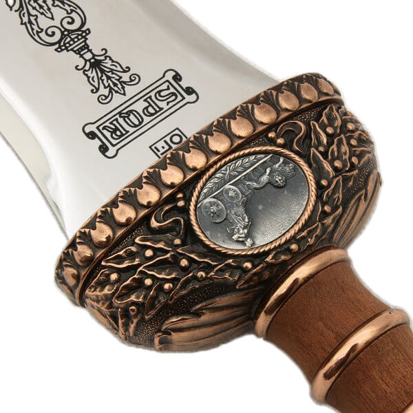 Espada Romana Julio César con empuñadura madera labrada con molde de lattón decorado Marto 517