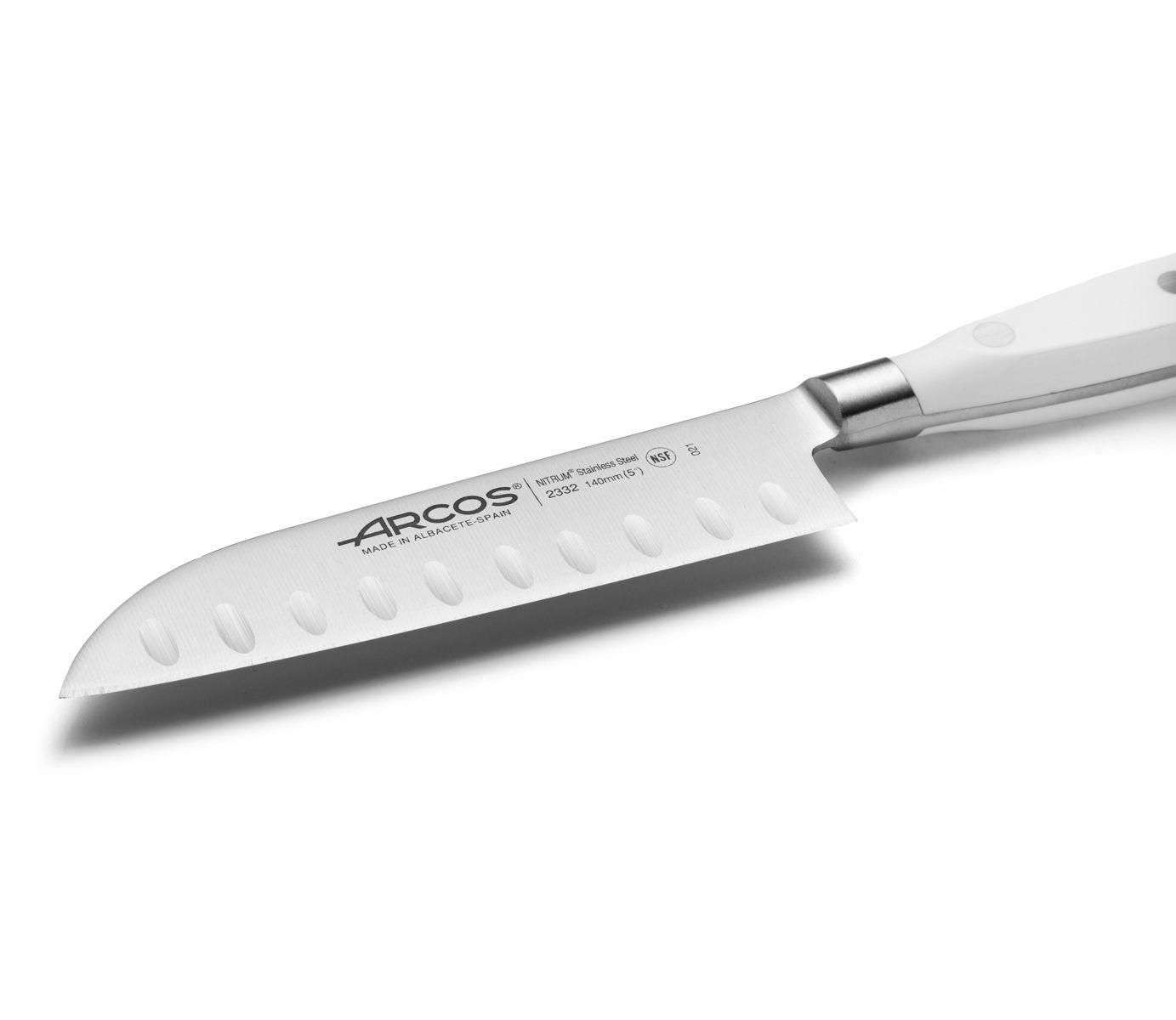 Faca Arcos Riviera Blanca santoku com lâmina de 14 cm