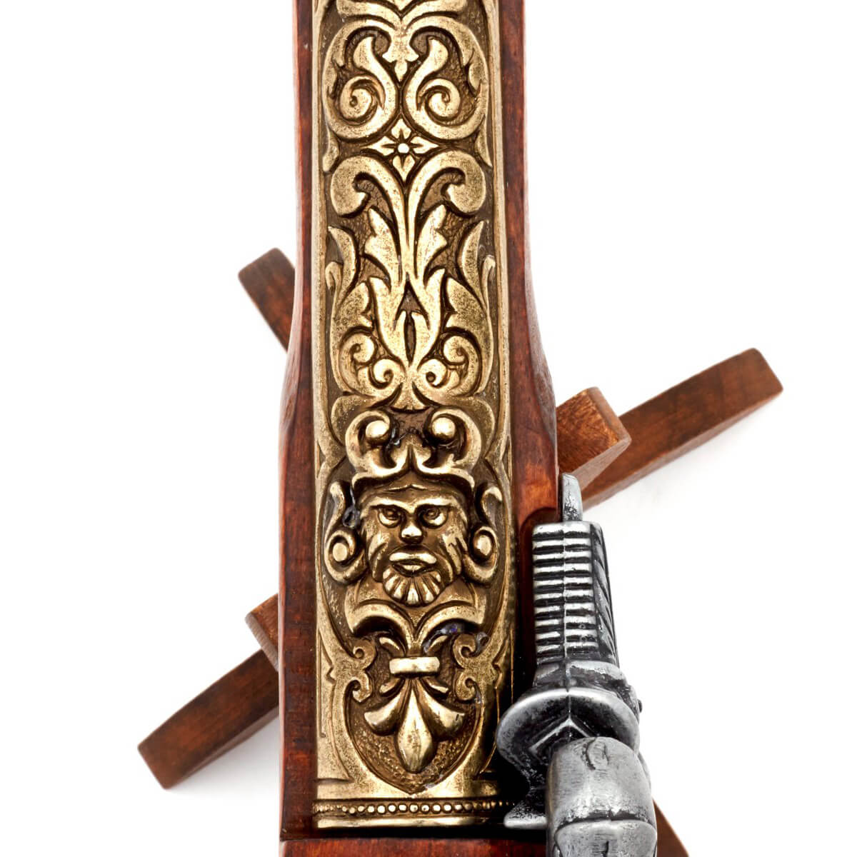 Pistola de percussão pirata em madeira e metal, acabamento em latão, Itália, séc.