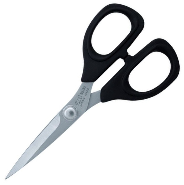 Tijeras de costura Kai N5135 con hoja de acero inox y mango de pl...