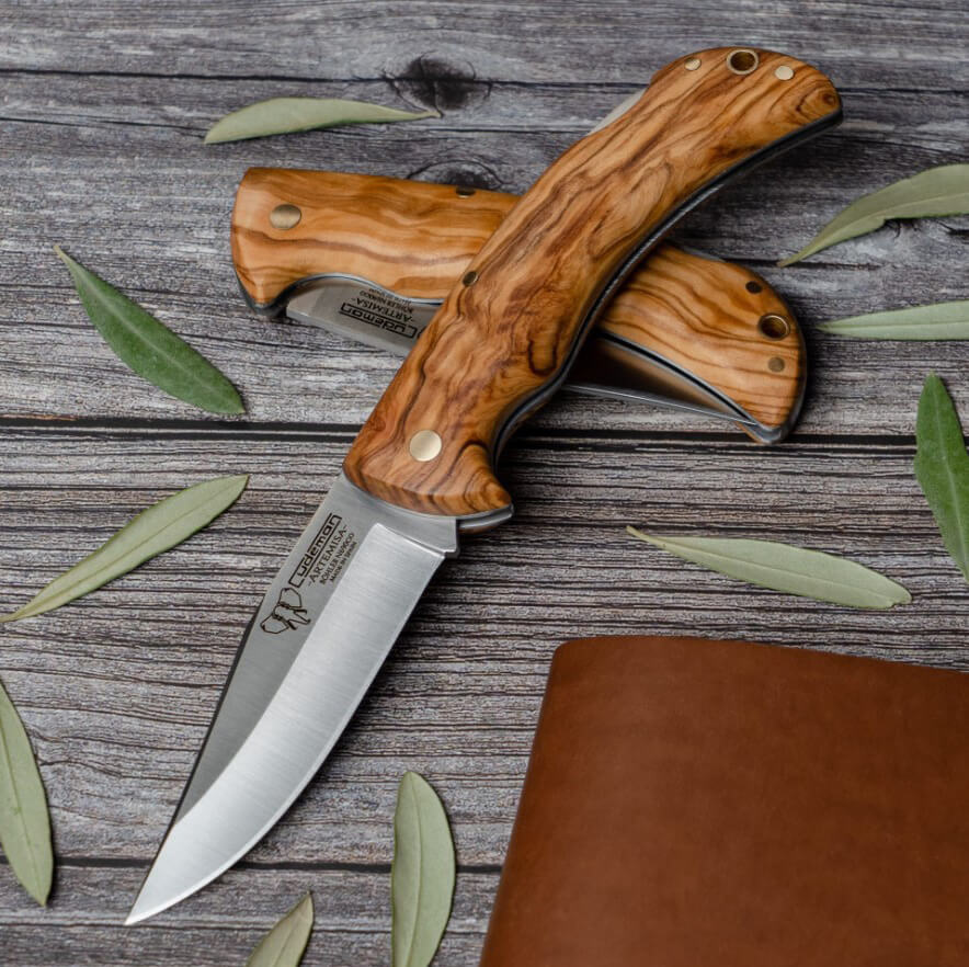 Coltello da caccia Cudeman Artemisa con lama in acciaio Böhler N690Co